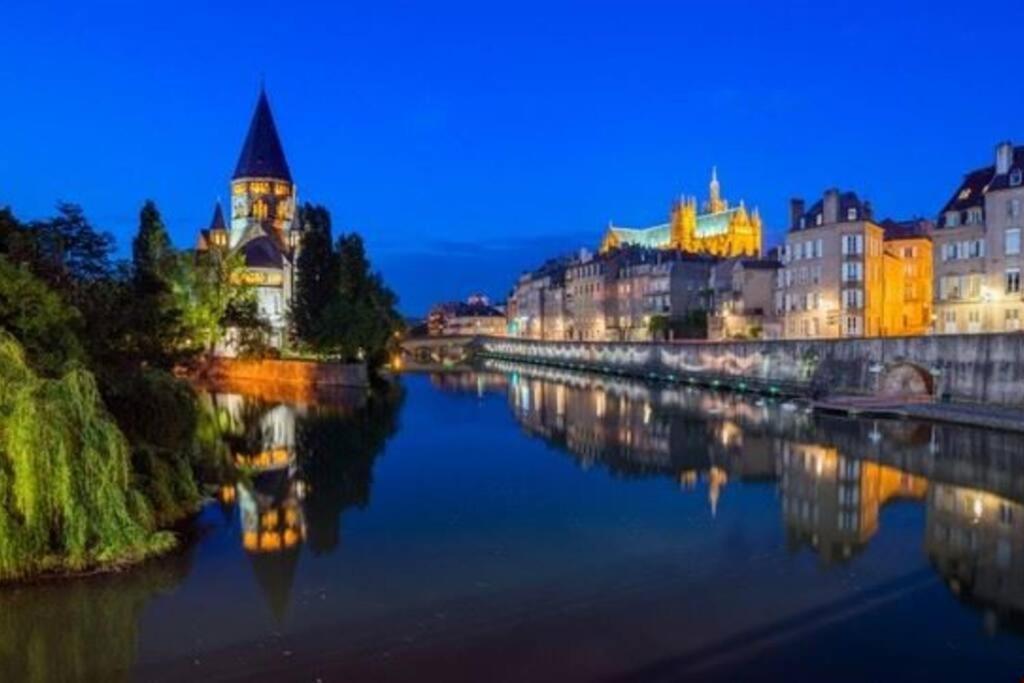 F2 65M2 Parking Prive Avec Une Belle Vue Metz Luaran gambar